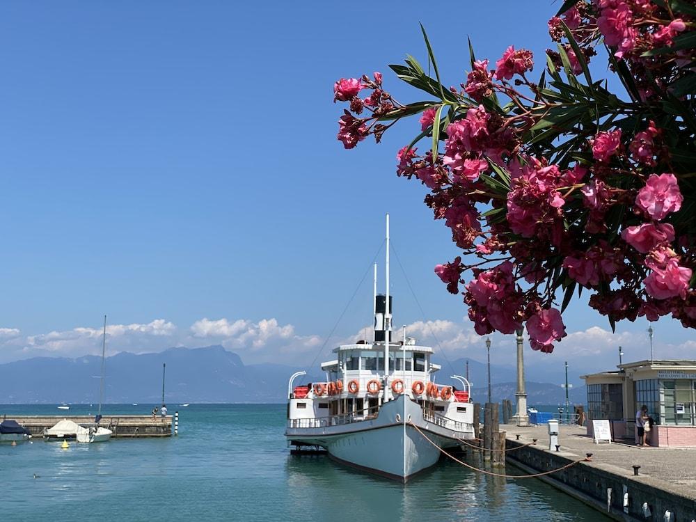 Green Park Hotel Peschiera del Garda Buitenkant foto