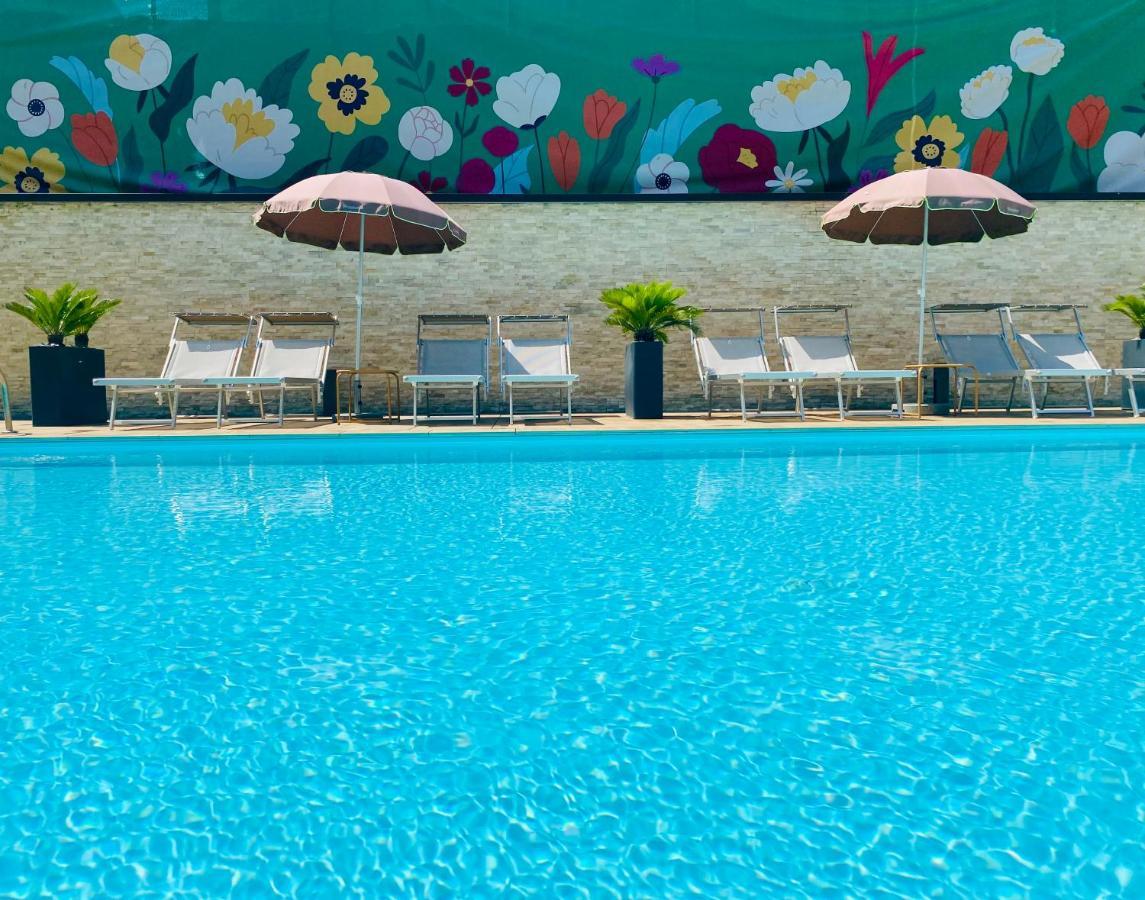 Green Park Hotel Peschiera del Garda Buitenkant foto